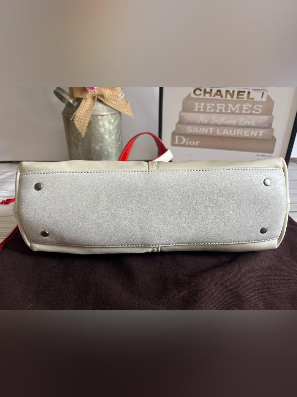 Vintage Y2K Coach White Shoulder Bag with Red Trim with Coach dustbag - Picture 5 of 13